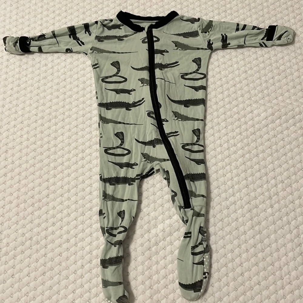 Kickee Pants footie-Reptiles
